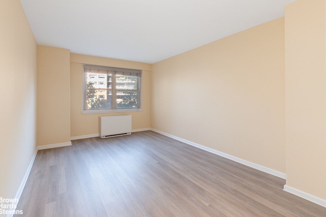 2621 Palisade Avenue 2g Property Photo 9