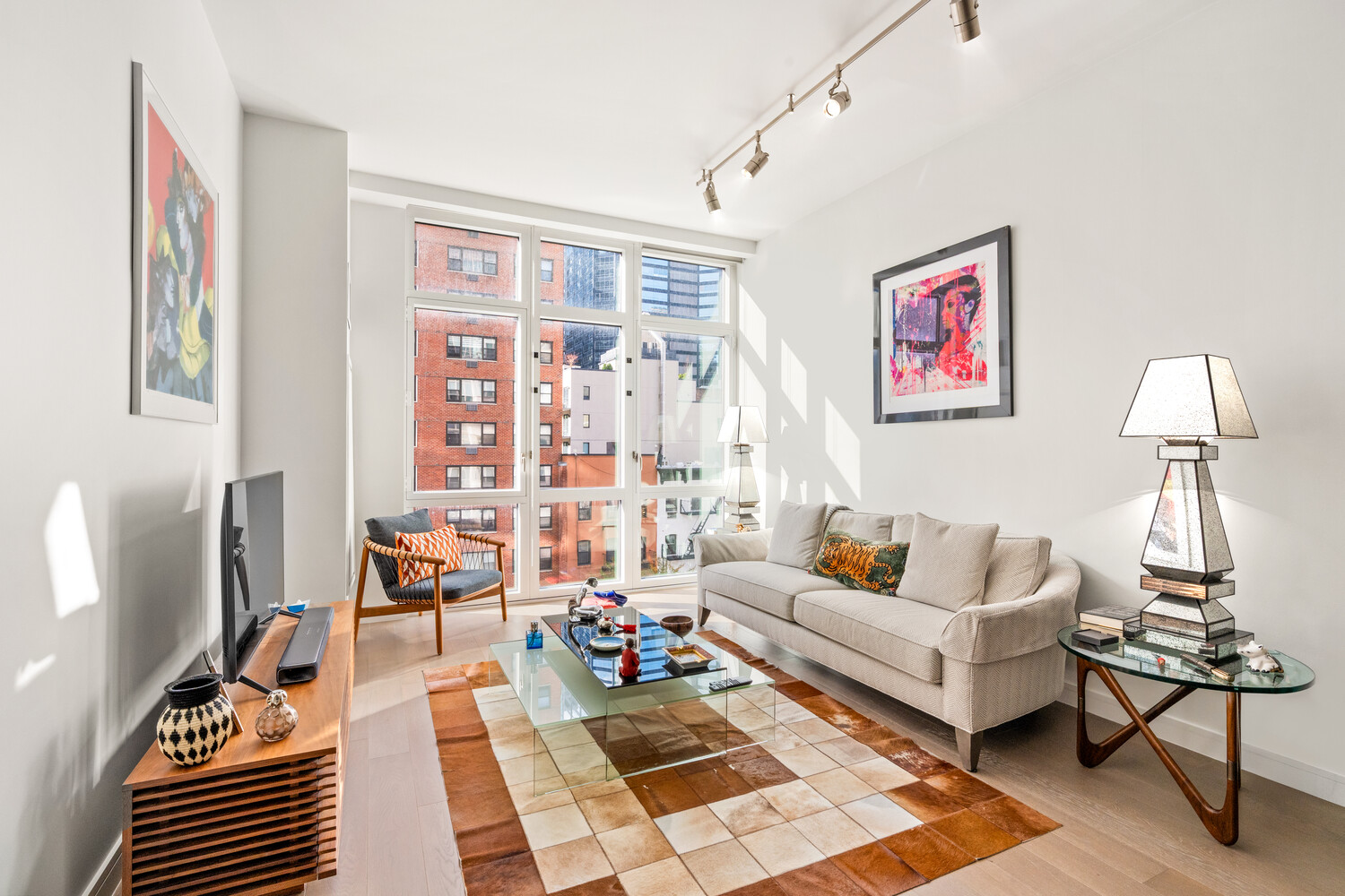 305 E 51ST Street RU5H Property Photo 1