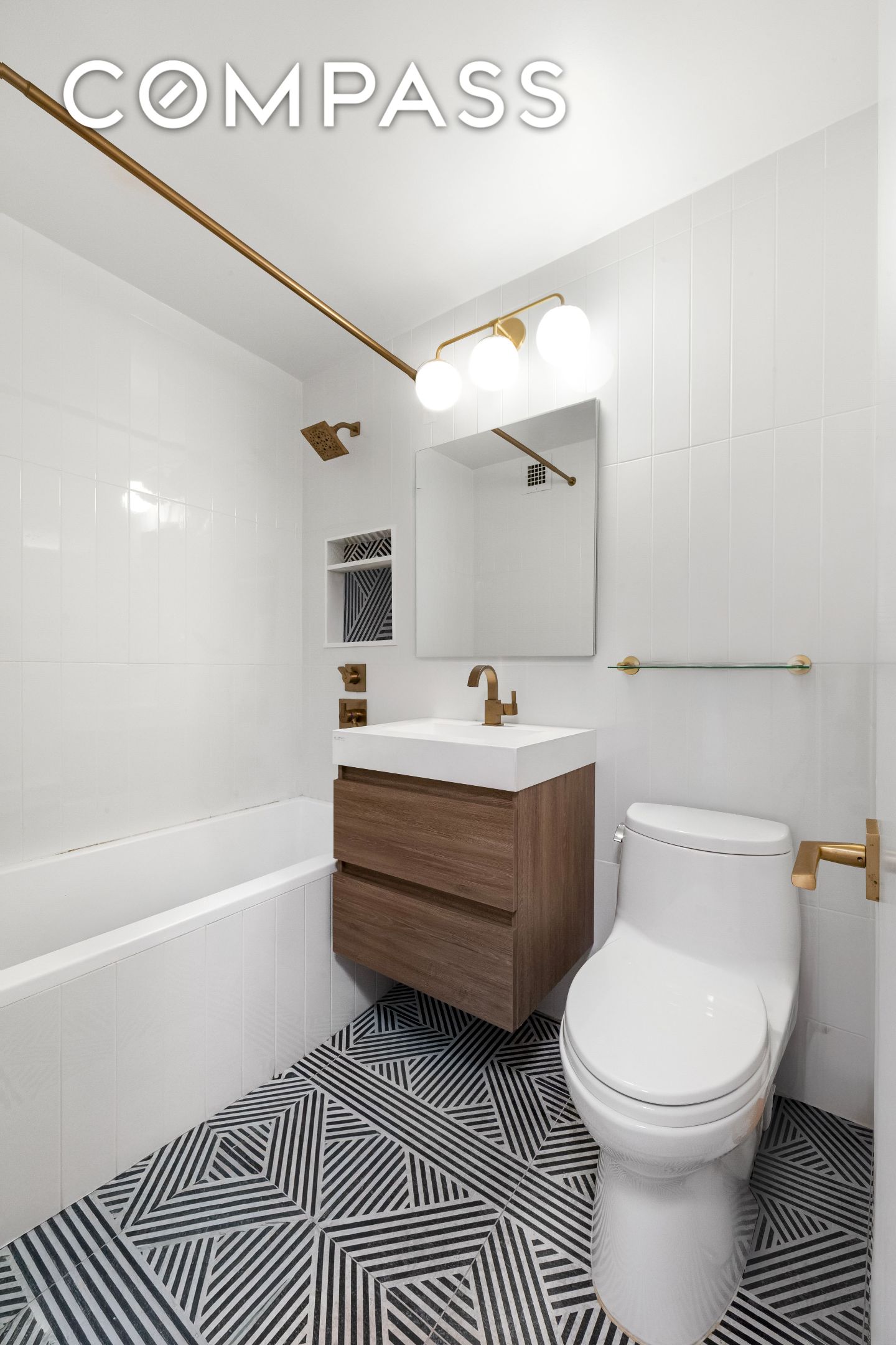 370 E 76th Street A801 Property Photo 10