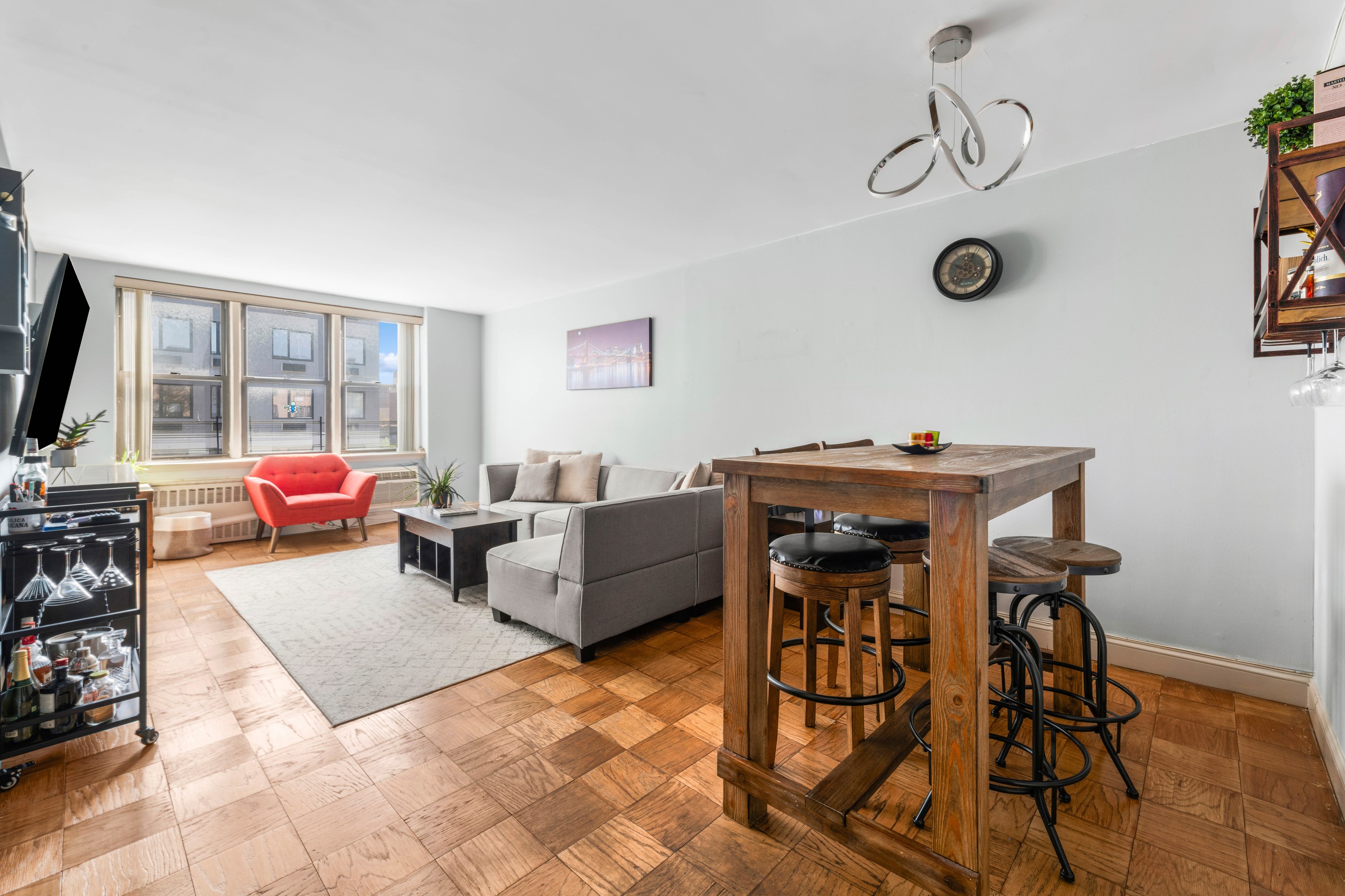 1874 Pelham Parkway S 5b Property Photo 1