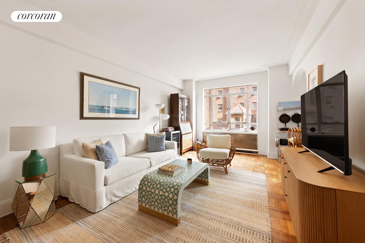 25 CENTRAL Park W 9S Property Photo 1
