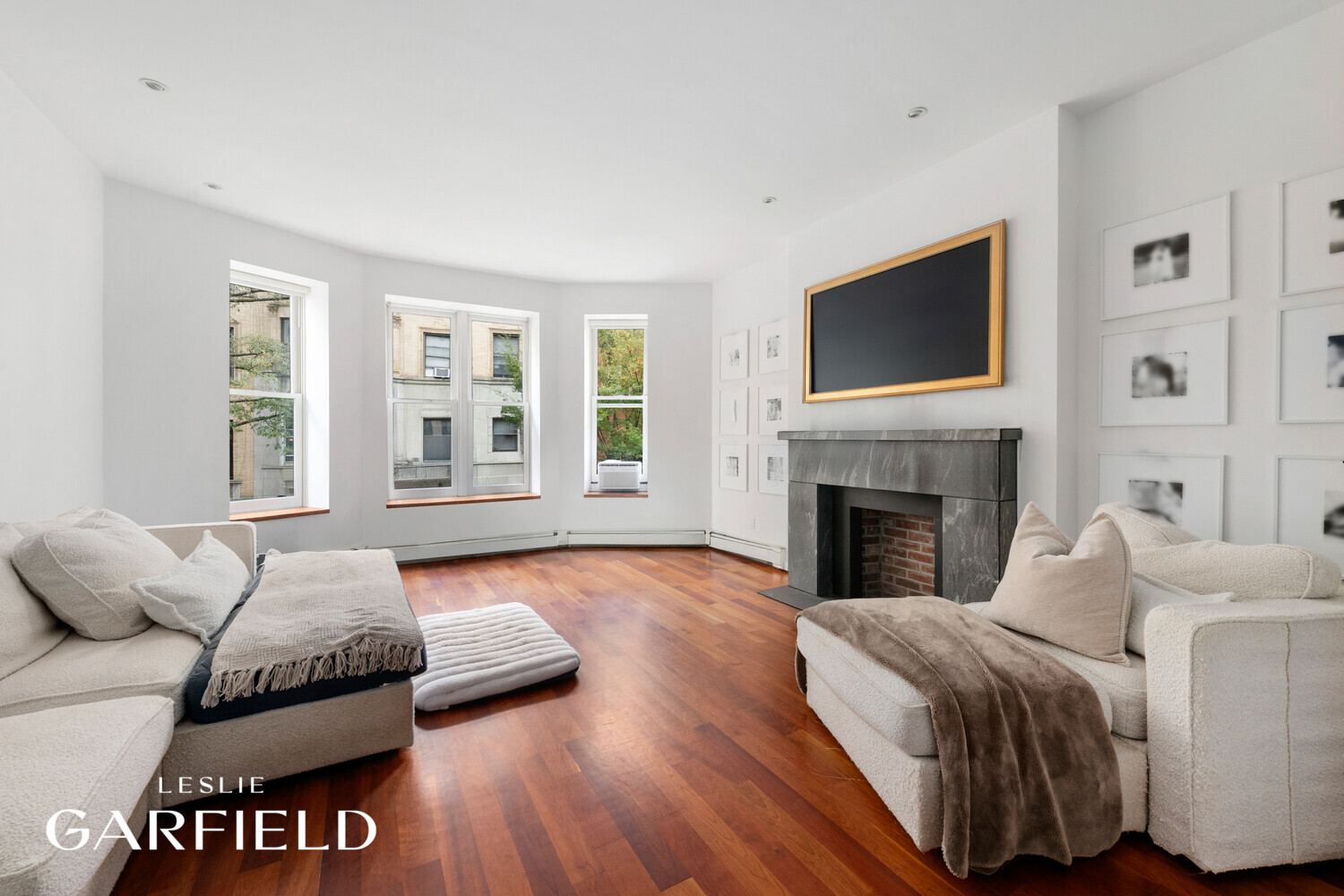 306 W 78TH Street Property Photo 1