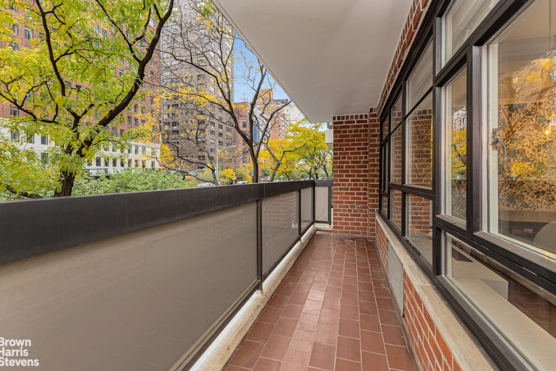 750 Park Avenue 3b Property Photo 11