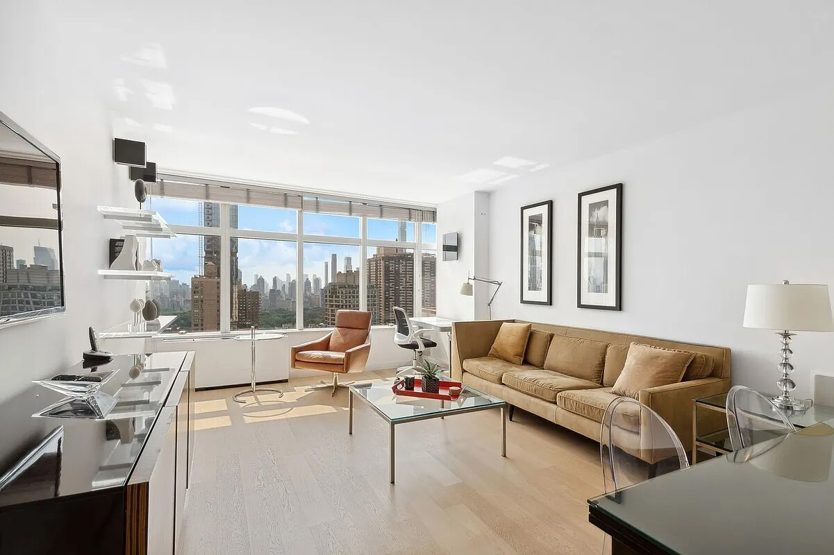 160 W 66TH Street 37E Property Photo 1
