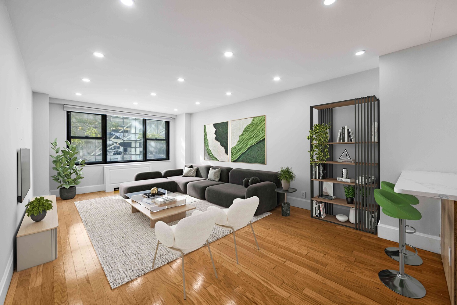 7 E 14TH Street 311 Property Photo 1