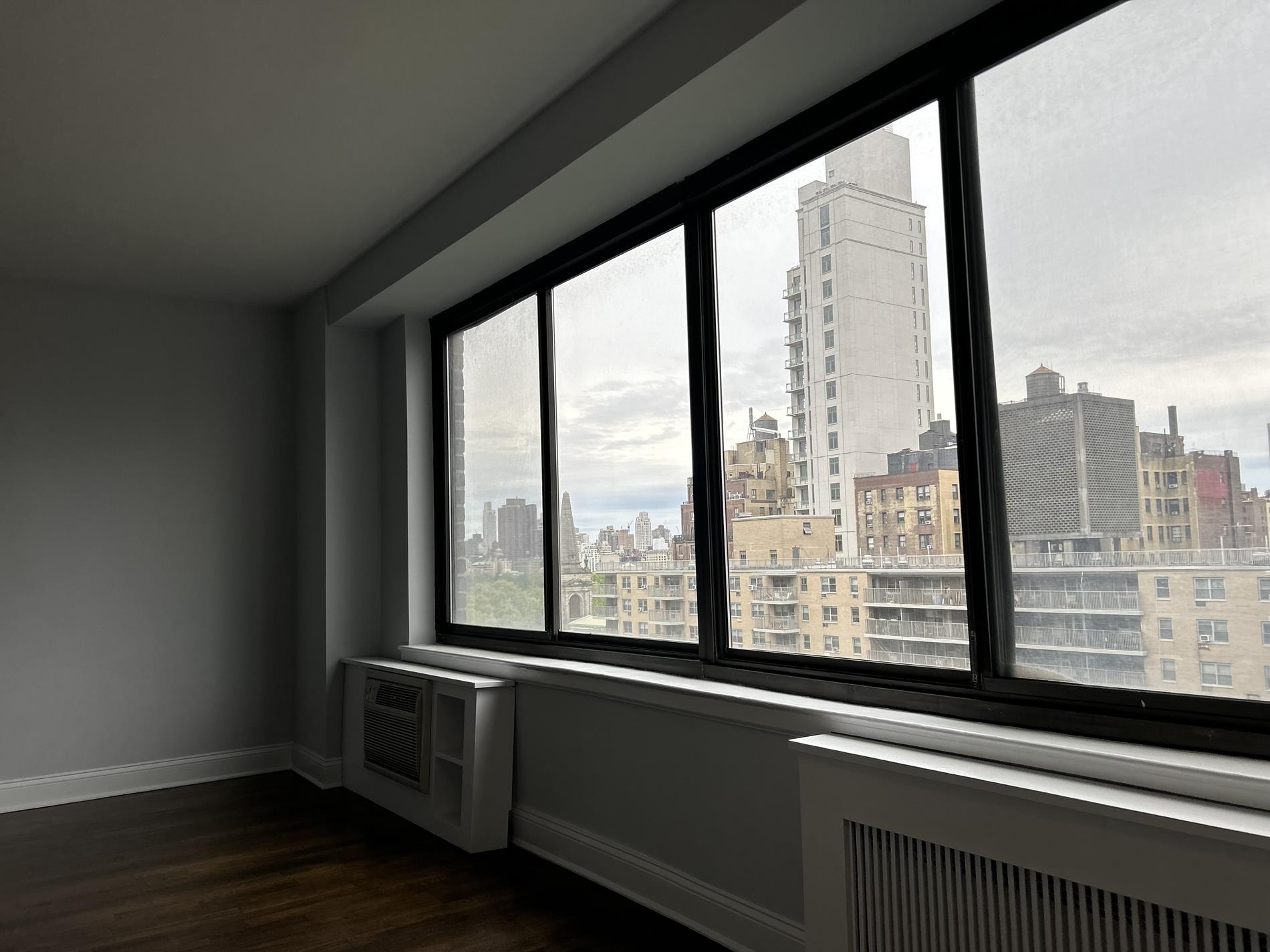 382 Central Park W 16-u Property Photo 4
