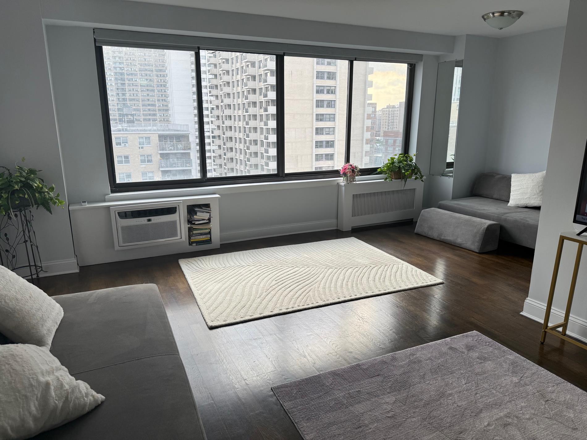 382 Central Park W 16-u Property Photo 6