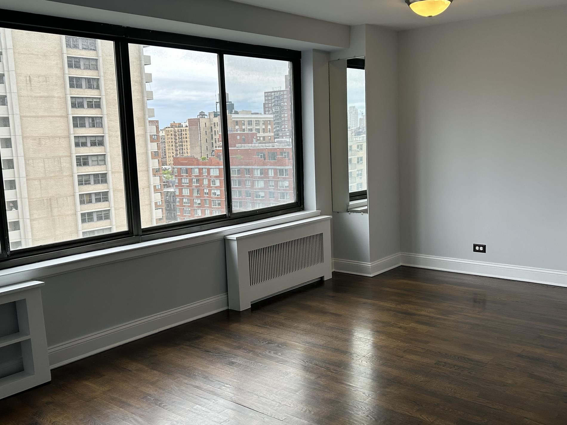382 Central Park W 16-u Property Photo 7