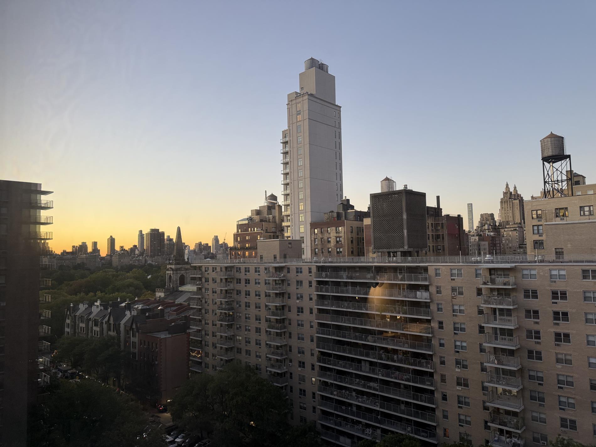 382 Central Park W 16-u Property Photo 12
