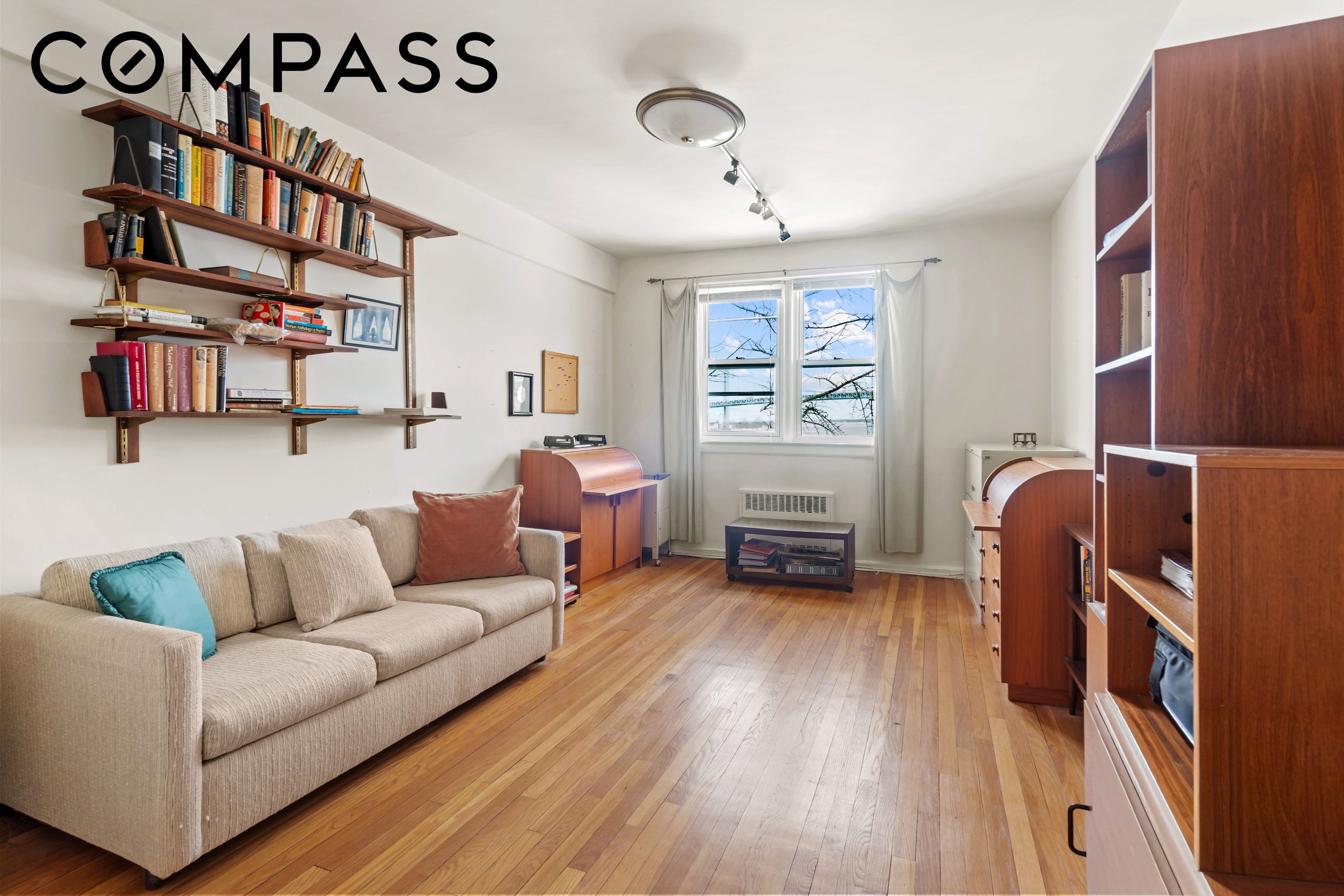 162-01 Powells Cove Boulevard 4r Property Photo 7