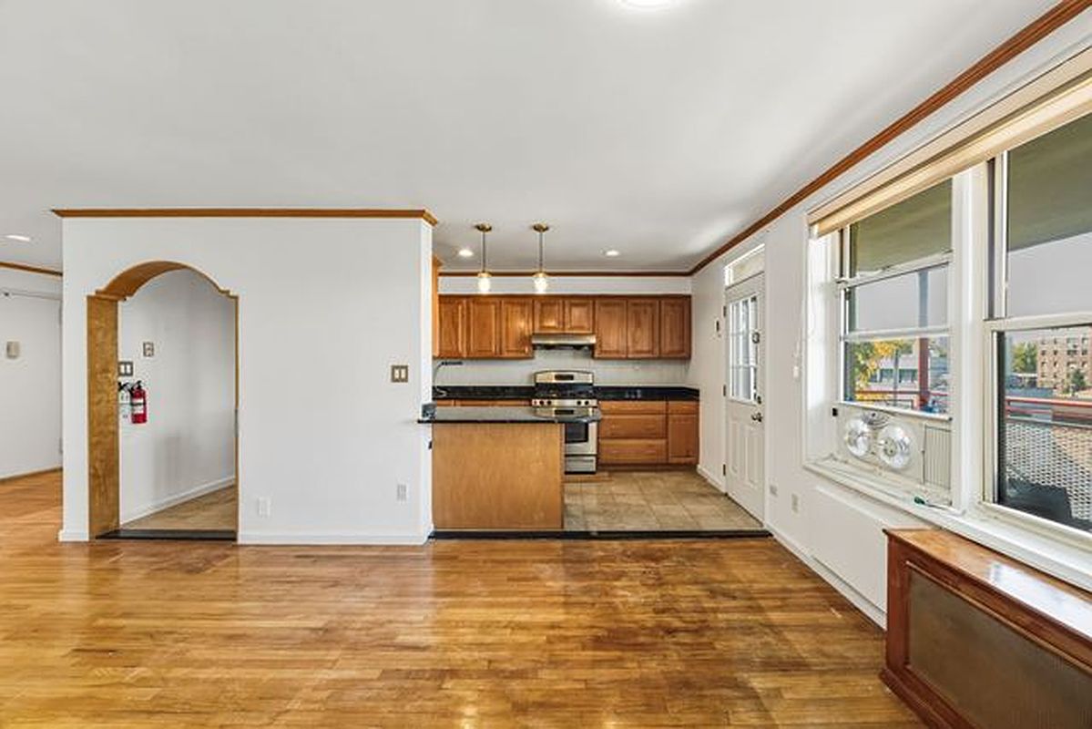 34-25 150th Place 3-e Property Photo 11