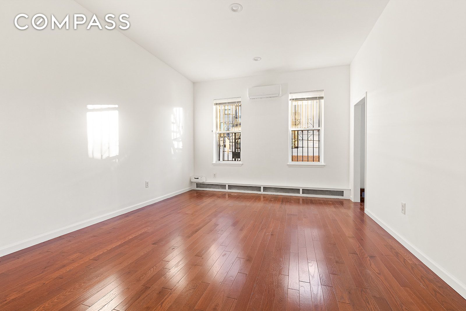 1644 Atlantic Avenue Property Photo 3