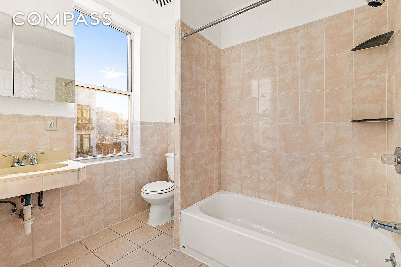 1644 Atlantic Avenue Property Photo 7
