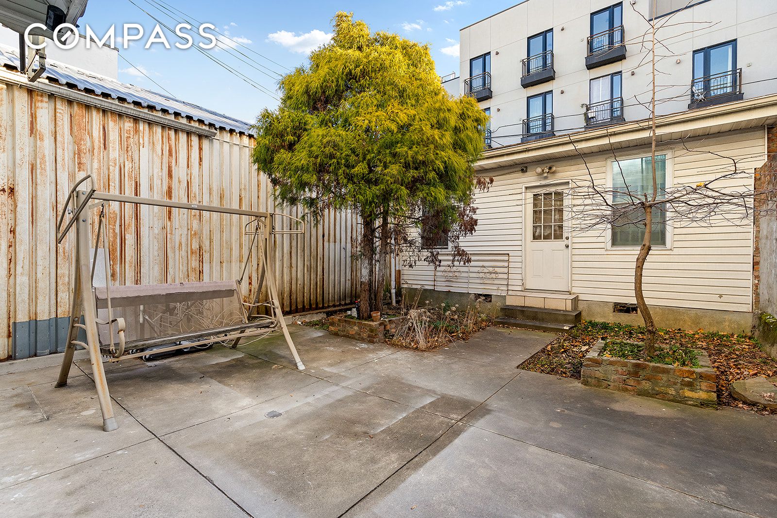 1644 Atlantic Avenue Property Photo 15