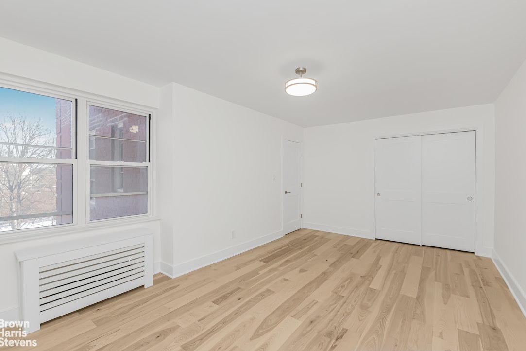 100 Park Terrace W 4e Property Photo 8