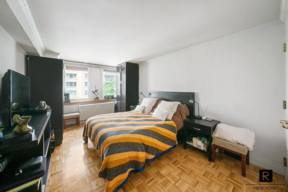 404 E 76th Street 3-c Property Photo 4