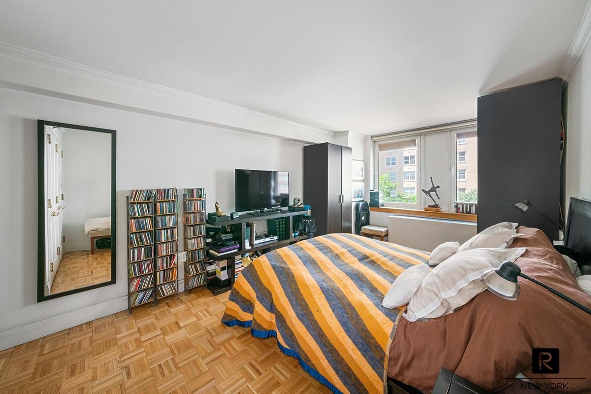 404 E 76th Street 3-c Property Photo 5