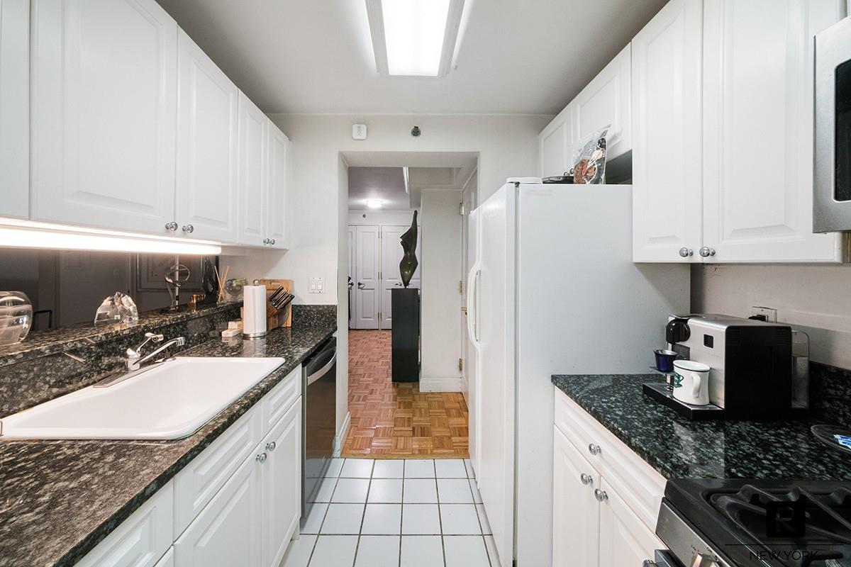 404 E 76th Street 3-c Property Photo 6
