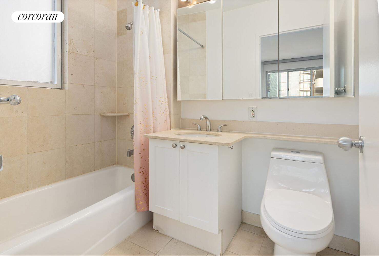 308 E 38th Street 21/22c Property Photo 6