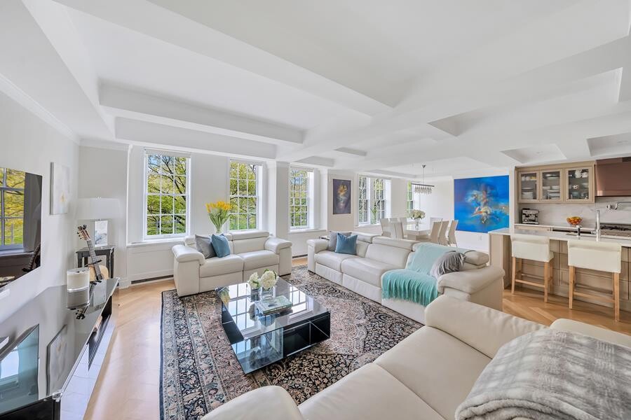 360 Central Park W 4b Property Photo 1
