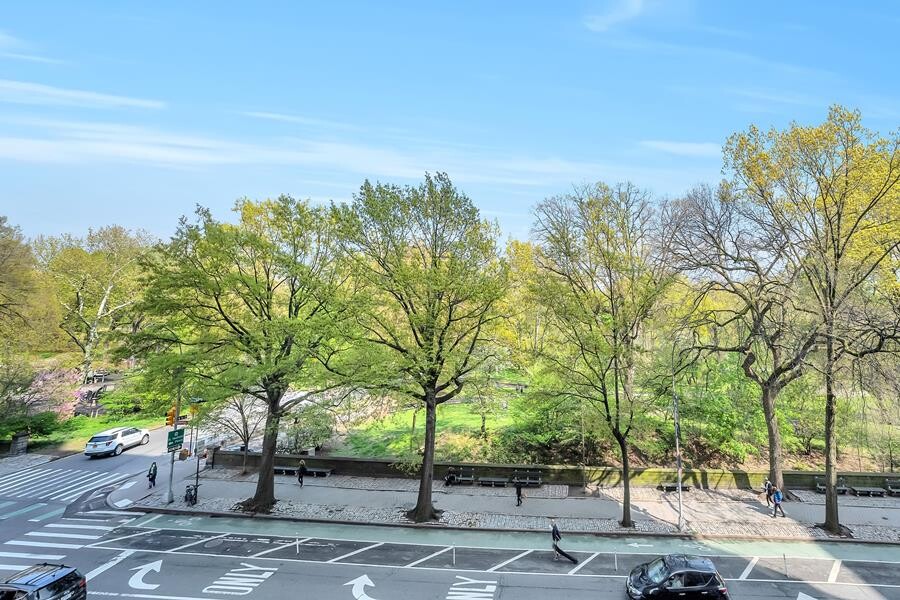 360 Central Park W 4b Property Photo 2