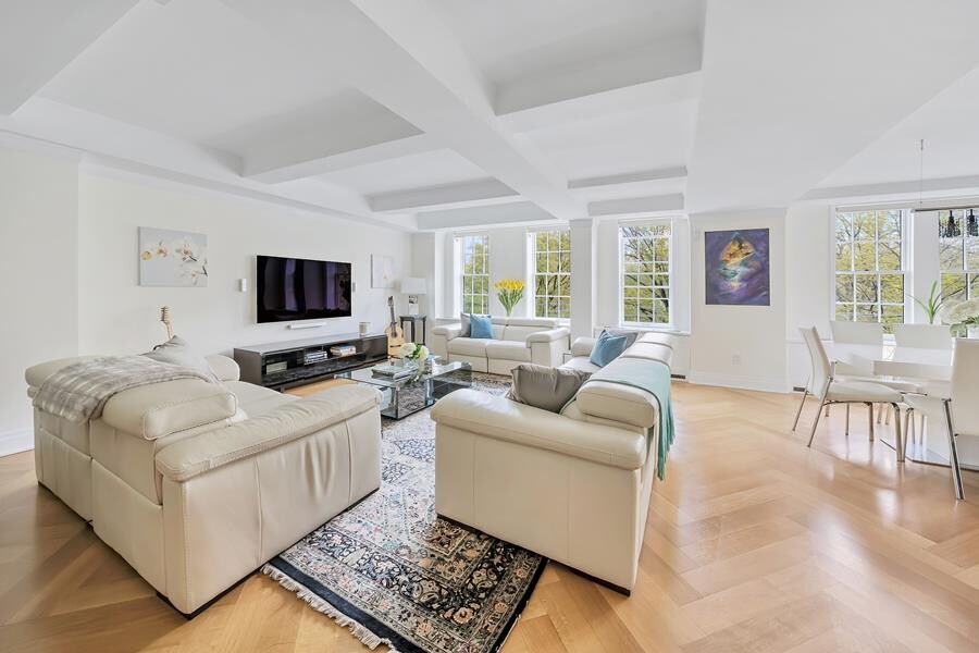360 Central Park W 4b Property Photo 3