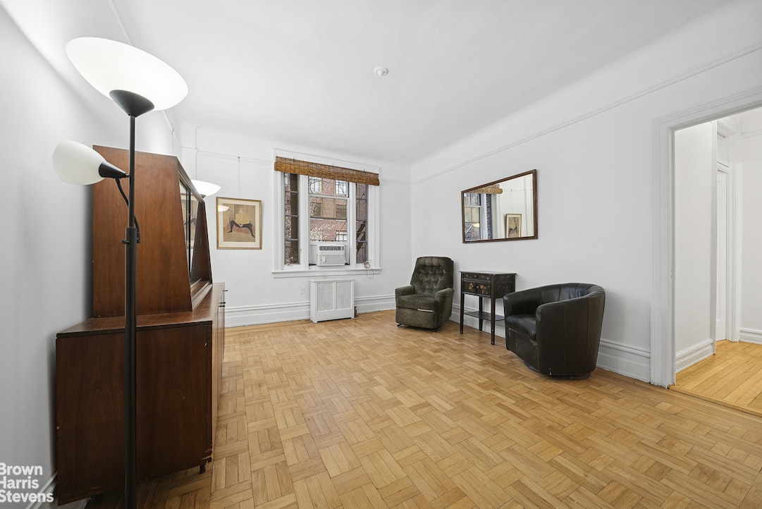 125 W 12th Street 2c Property Photo 2