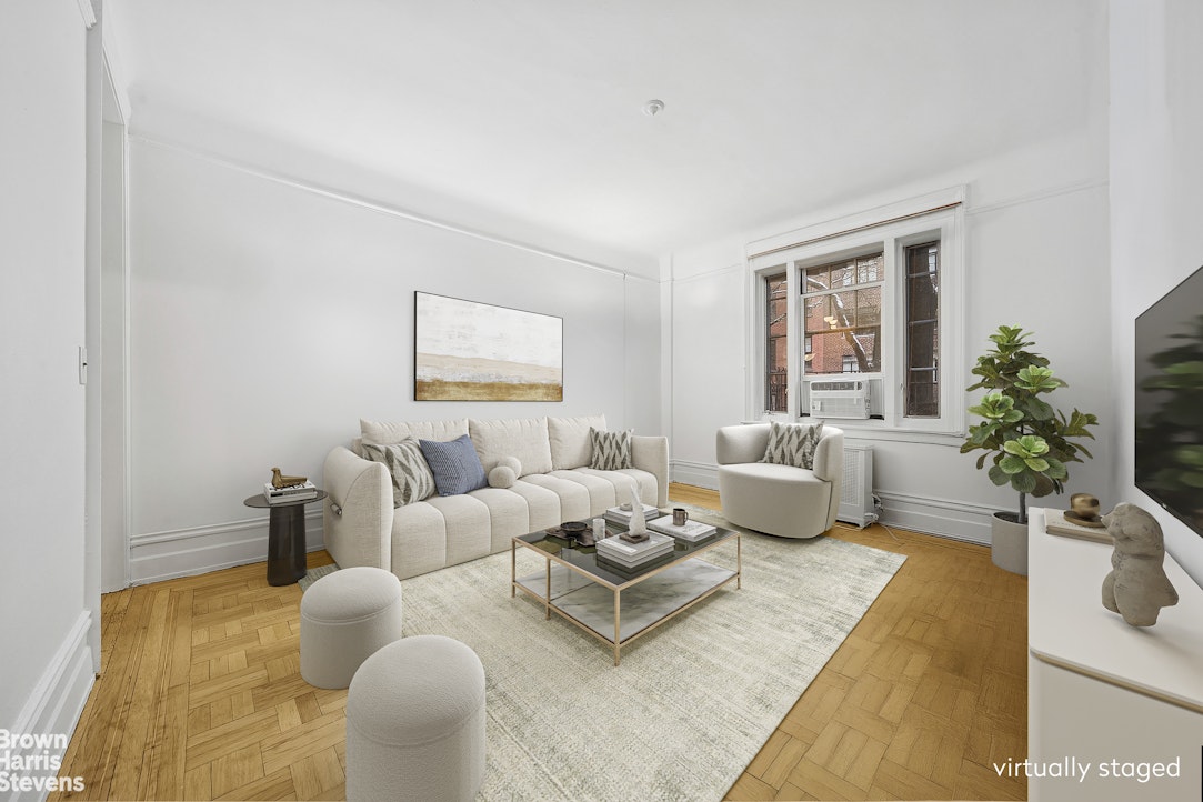 125 W 12th Street 2c Property Photo 3