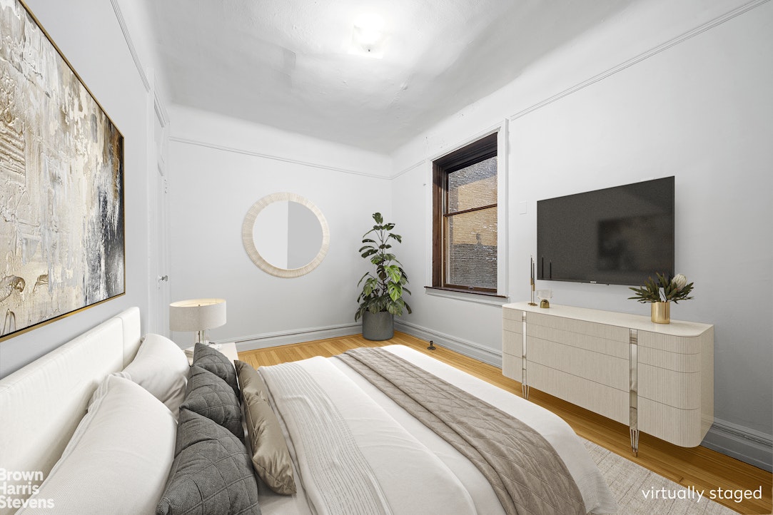 125 W 12th Street 2c Property Photo 7