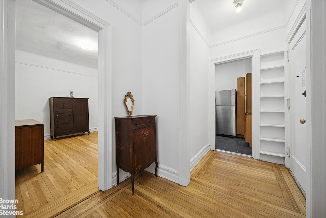125 W 12th Street 2c Property Photo 9