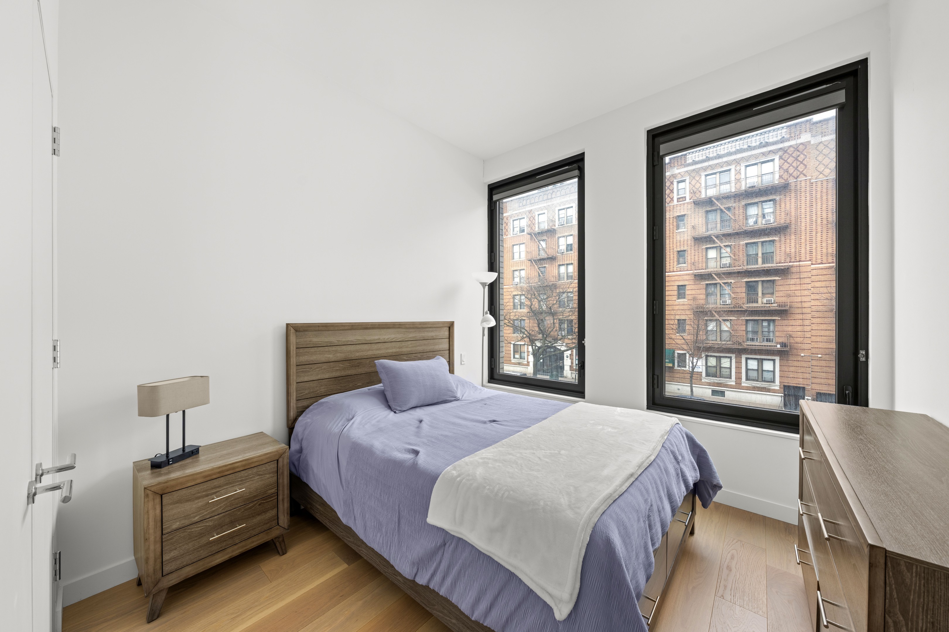 21-21 31st Street 2l Property Photo 10