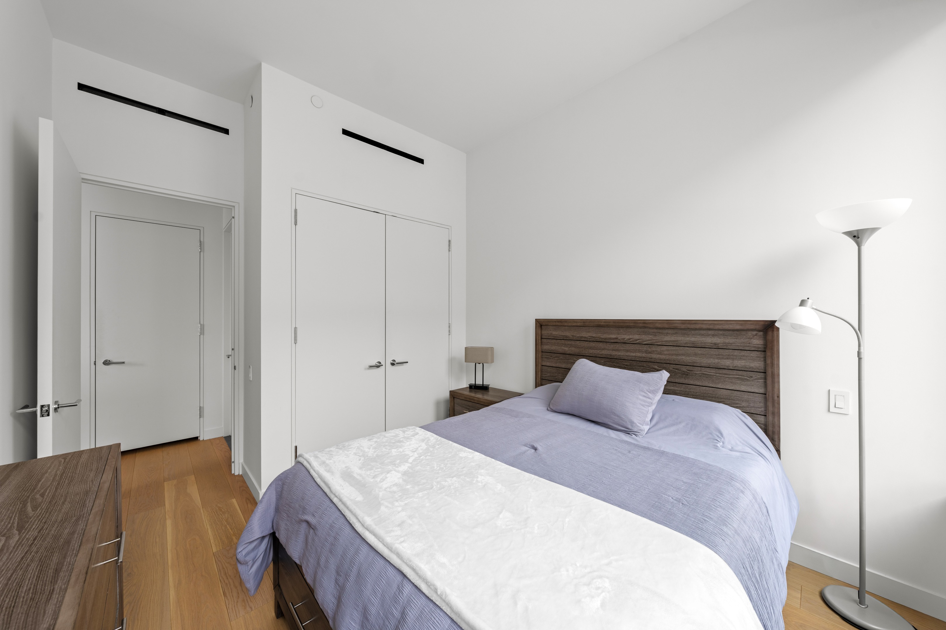 21-21 31st Street 2l Property Photo 11
