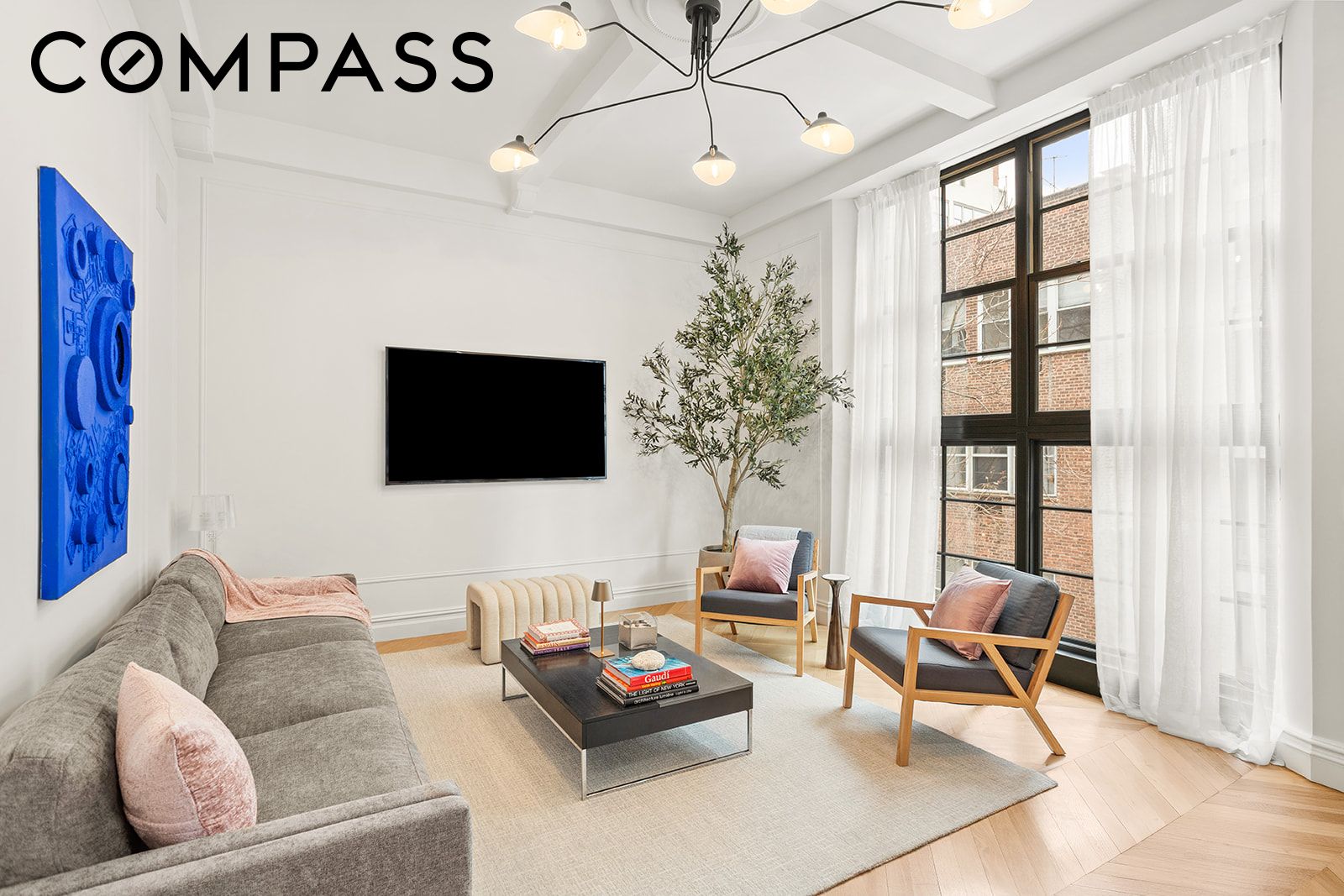 33 W 67th Street 4m Property Photo 2