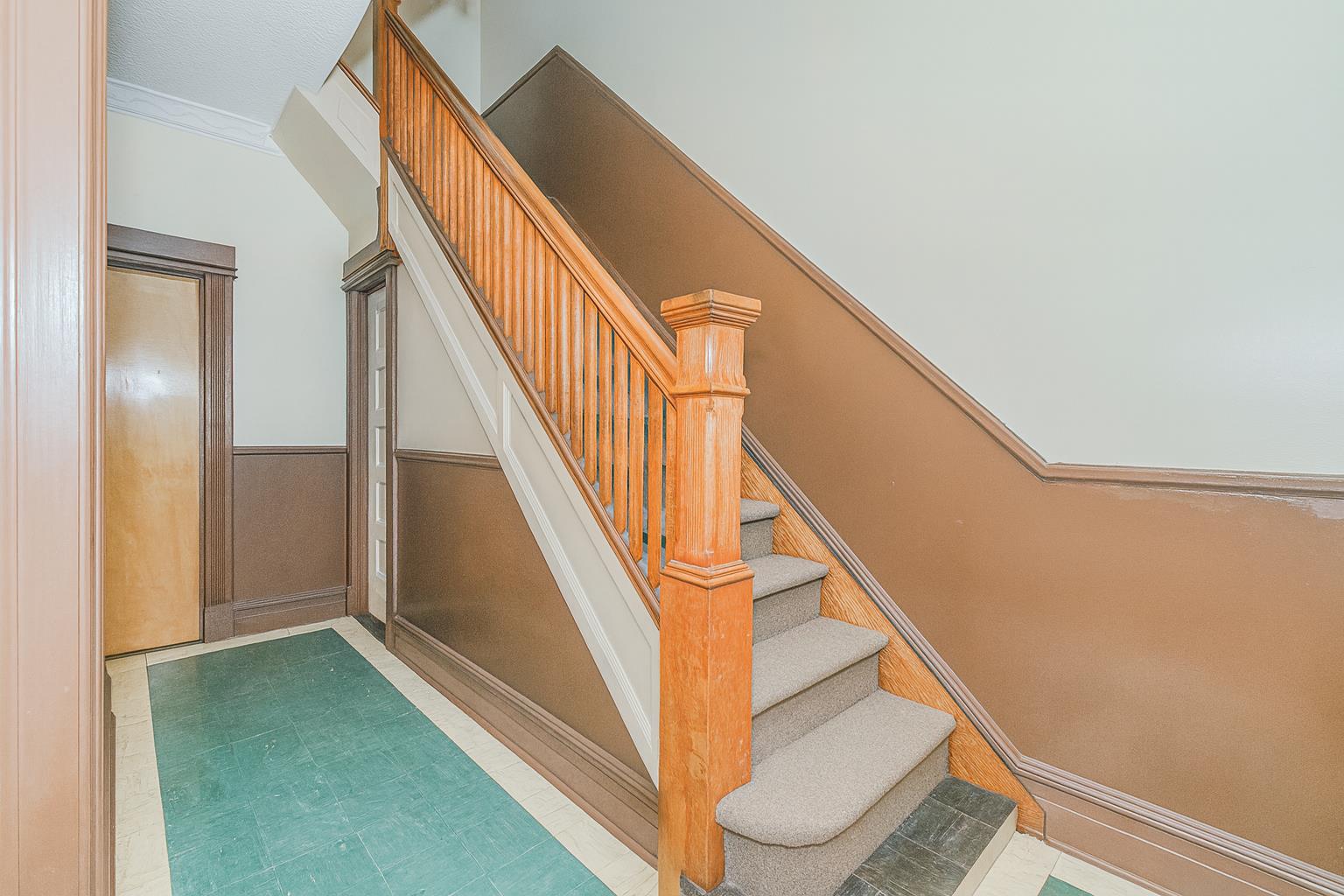 438 73rd Street Property Photo 5