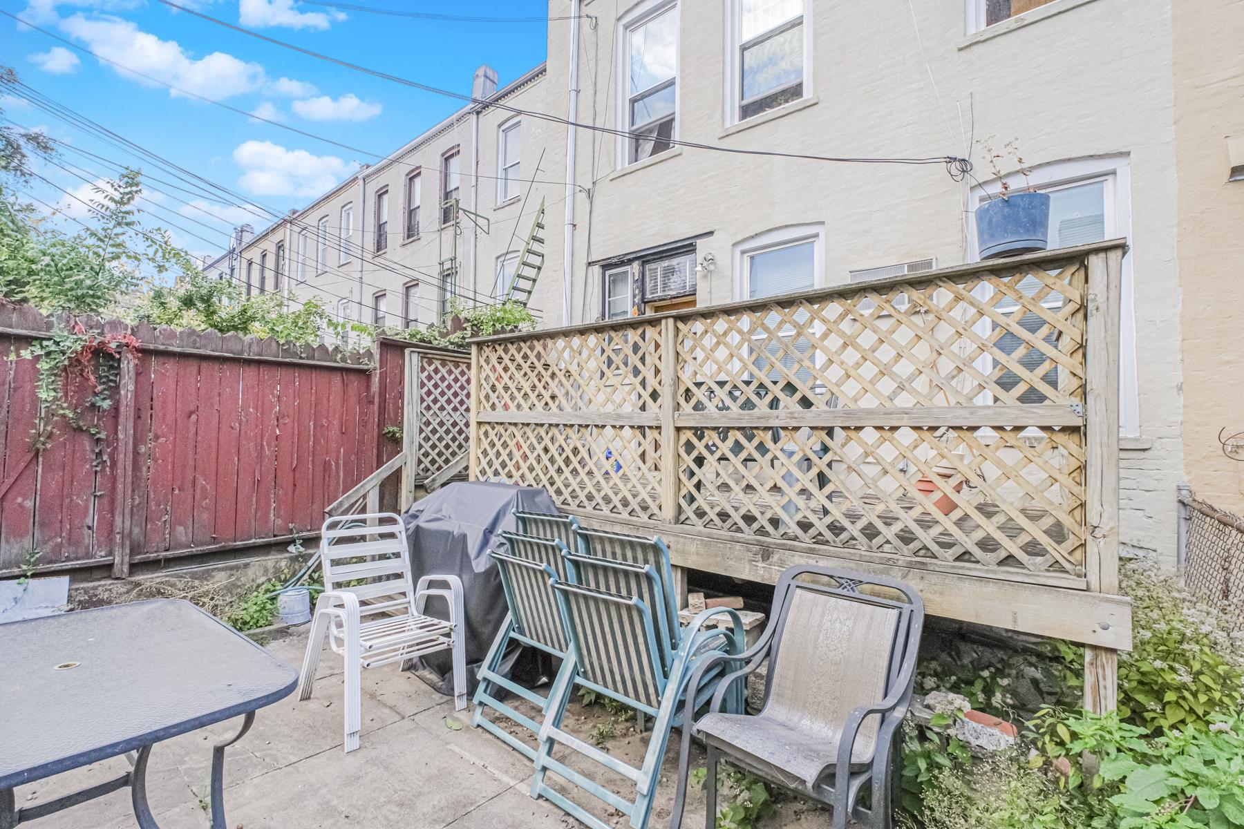 438 73rd Street Property Photo 12