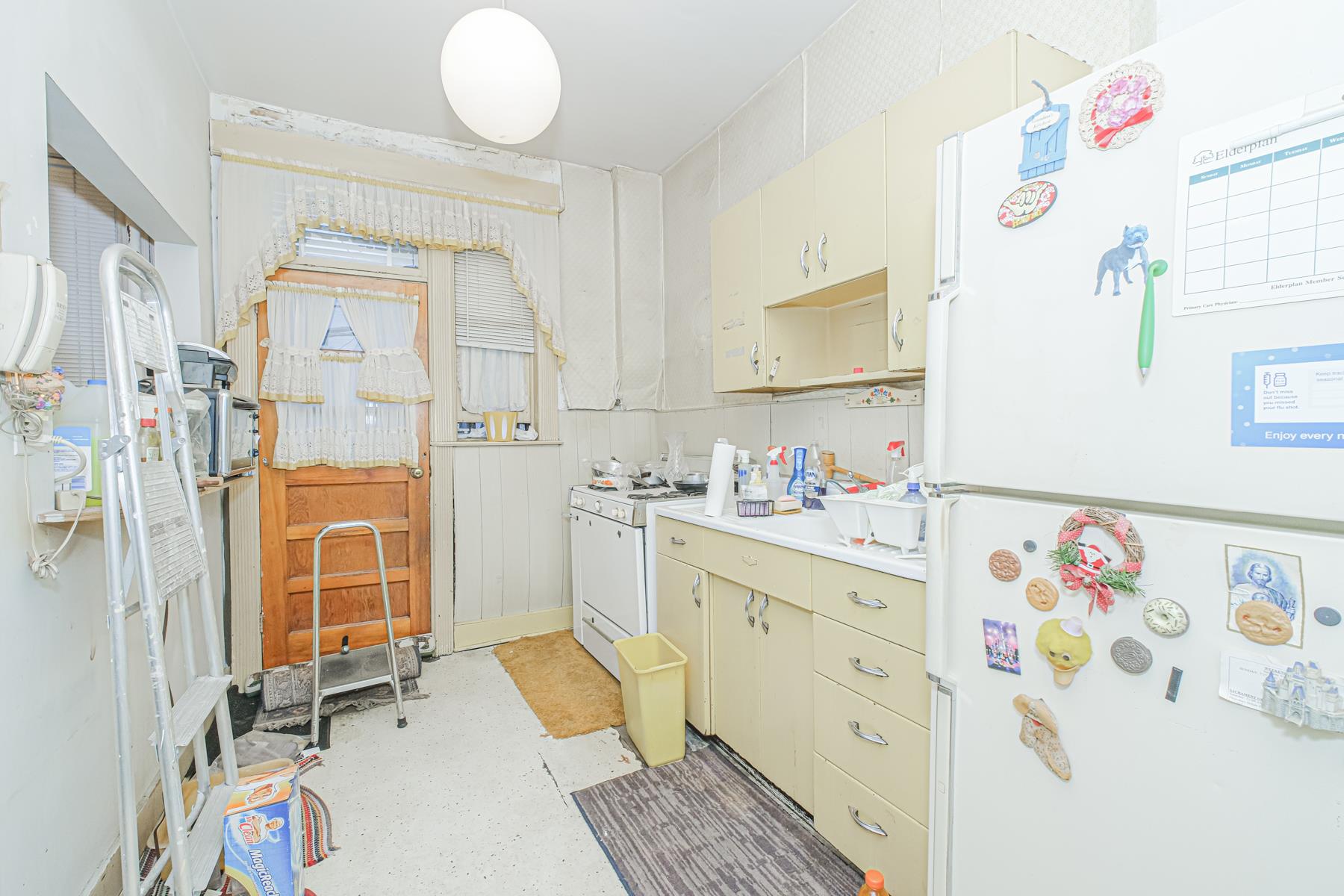 438 73rd Street Property Photo 14