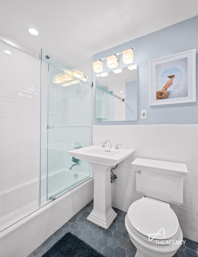 241 E 76th Street 5d Property Photo 8