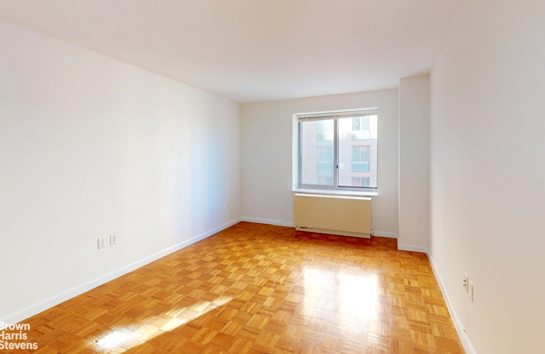 300 W 135th Street 4m Property Photo 10