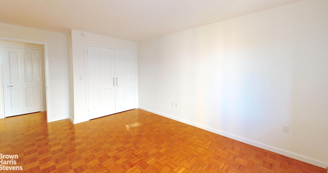 300 W 135th Street 4m Property Photo 11