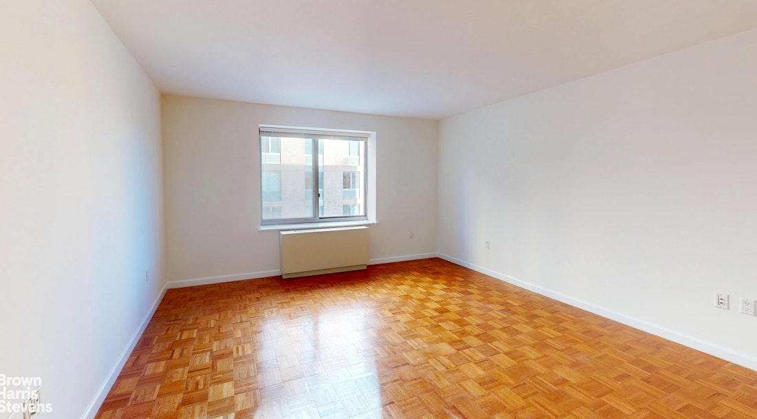 300 W 135th Street 4m Property Photo 12