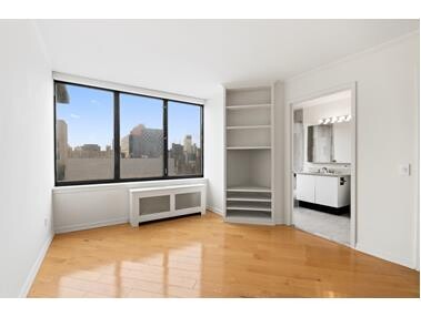 422 E 72nd Street 32c Property Photo 7