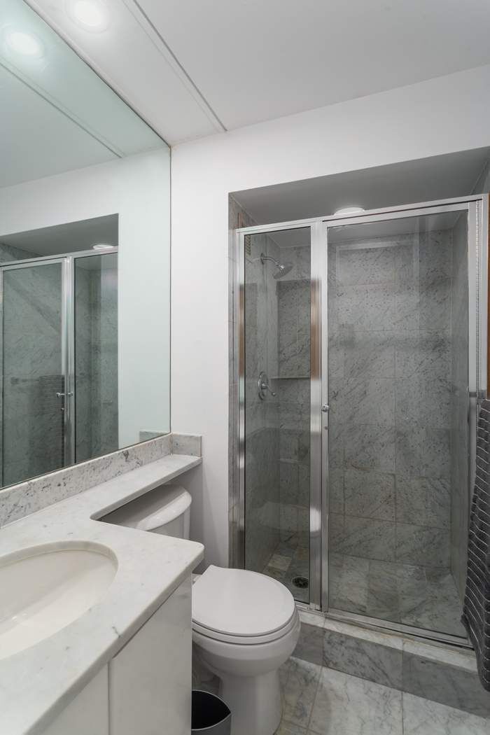 300 E 85th Street 404 Property Photo 10