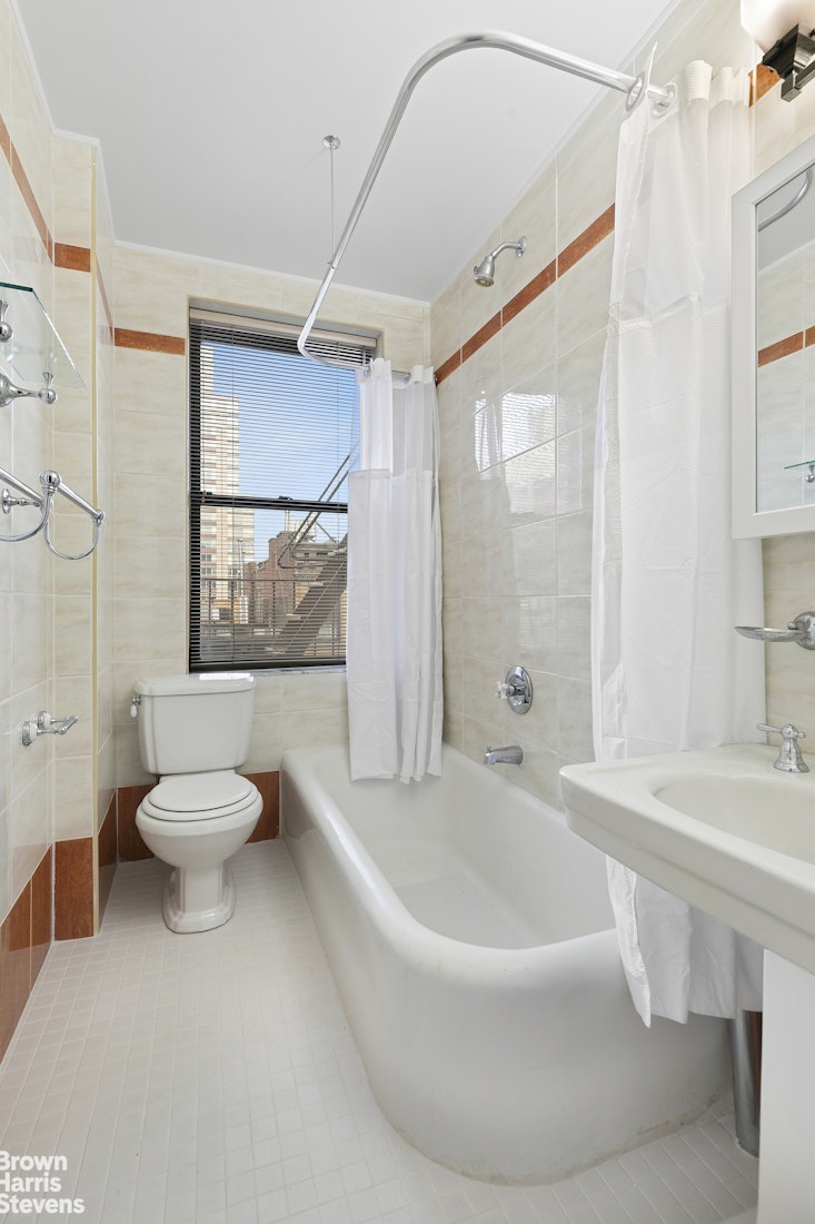140 E 95th Street 5c Property Photo 11