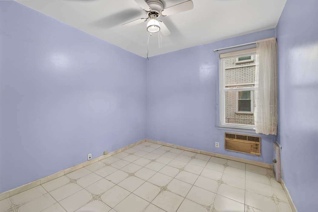1847 W 9th Street Townhouse Property Photo 11