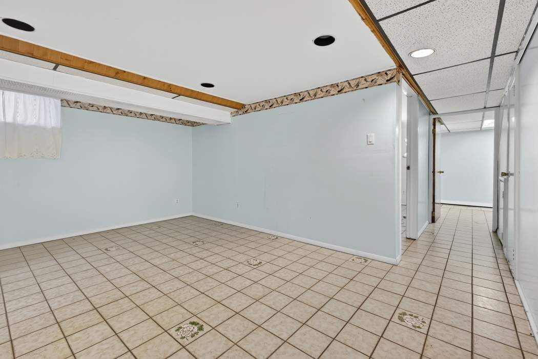 1847 W 9th Street Townhouse Property Photo 15