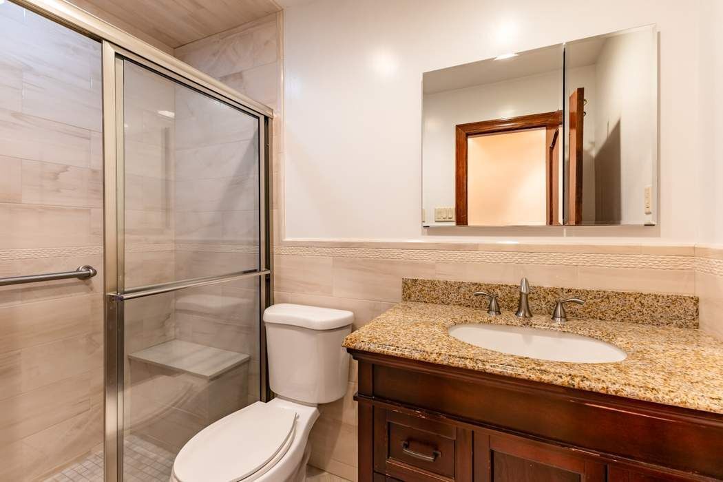 1847 W 9th Street Townhouse Property Photo 17