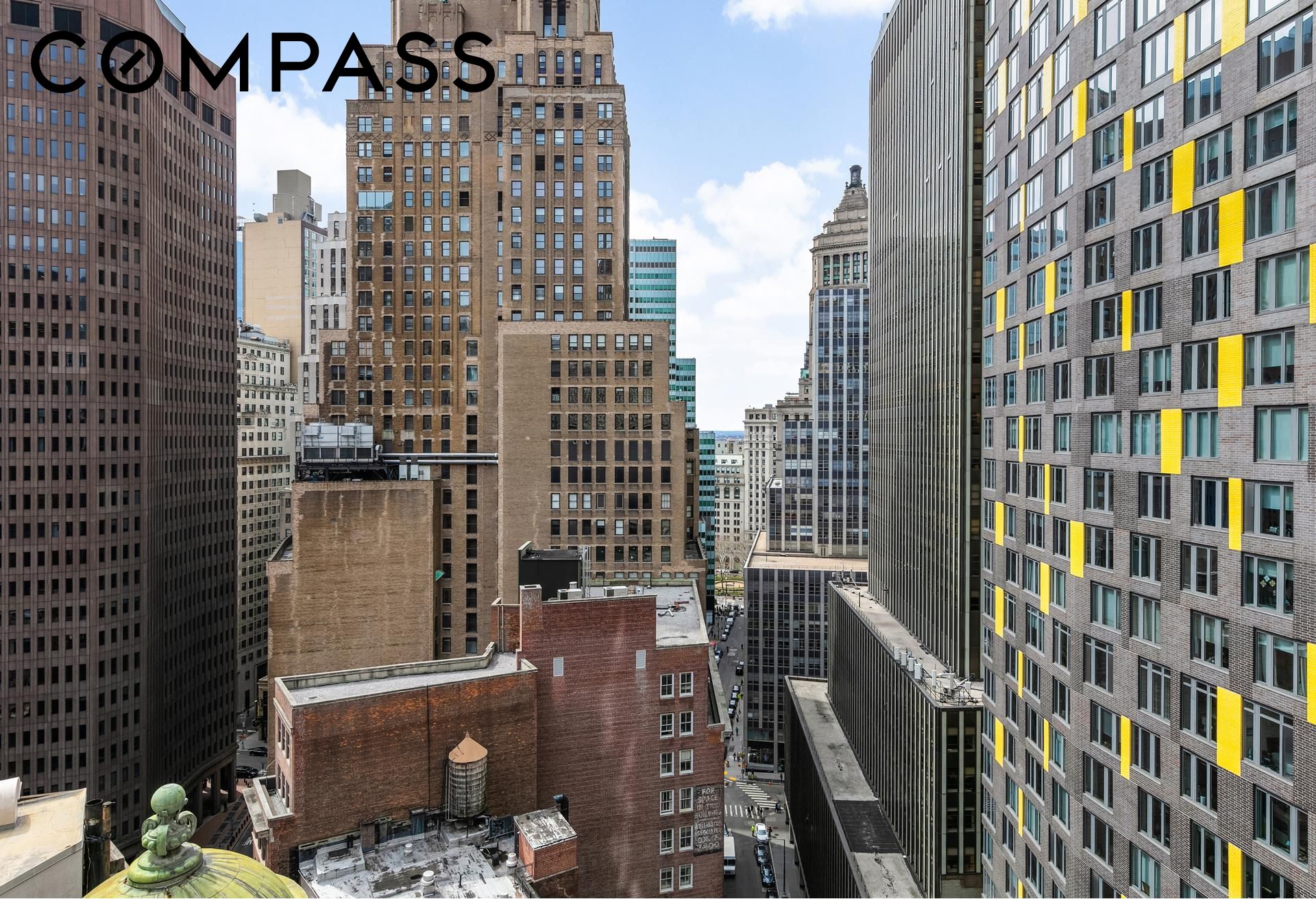 3 Hanover Square 17c Property Photo 10