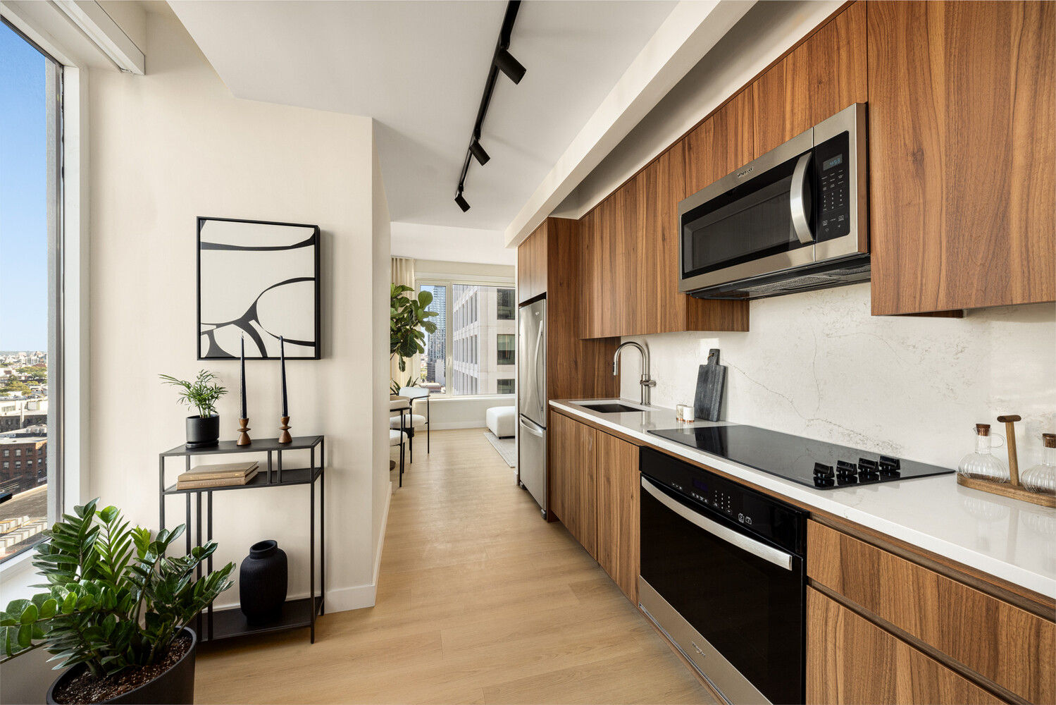 18 India Street 415p Property Photo 3