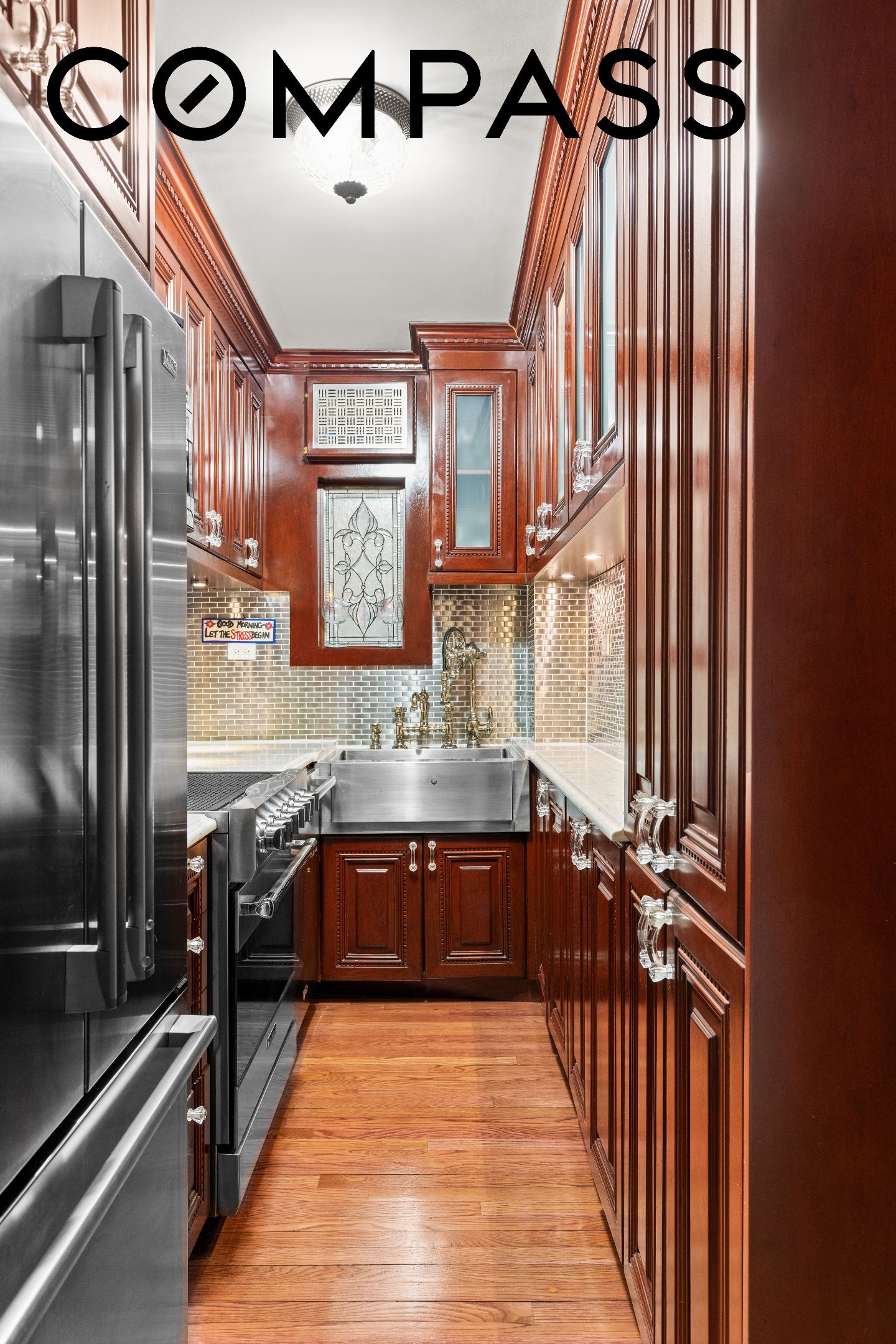 575 Park Avenue 108 Property Photo 5