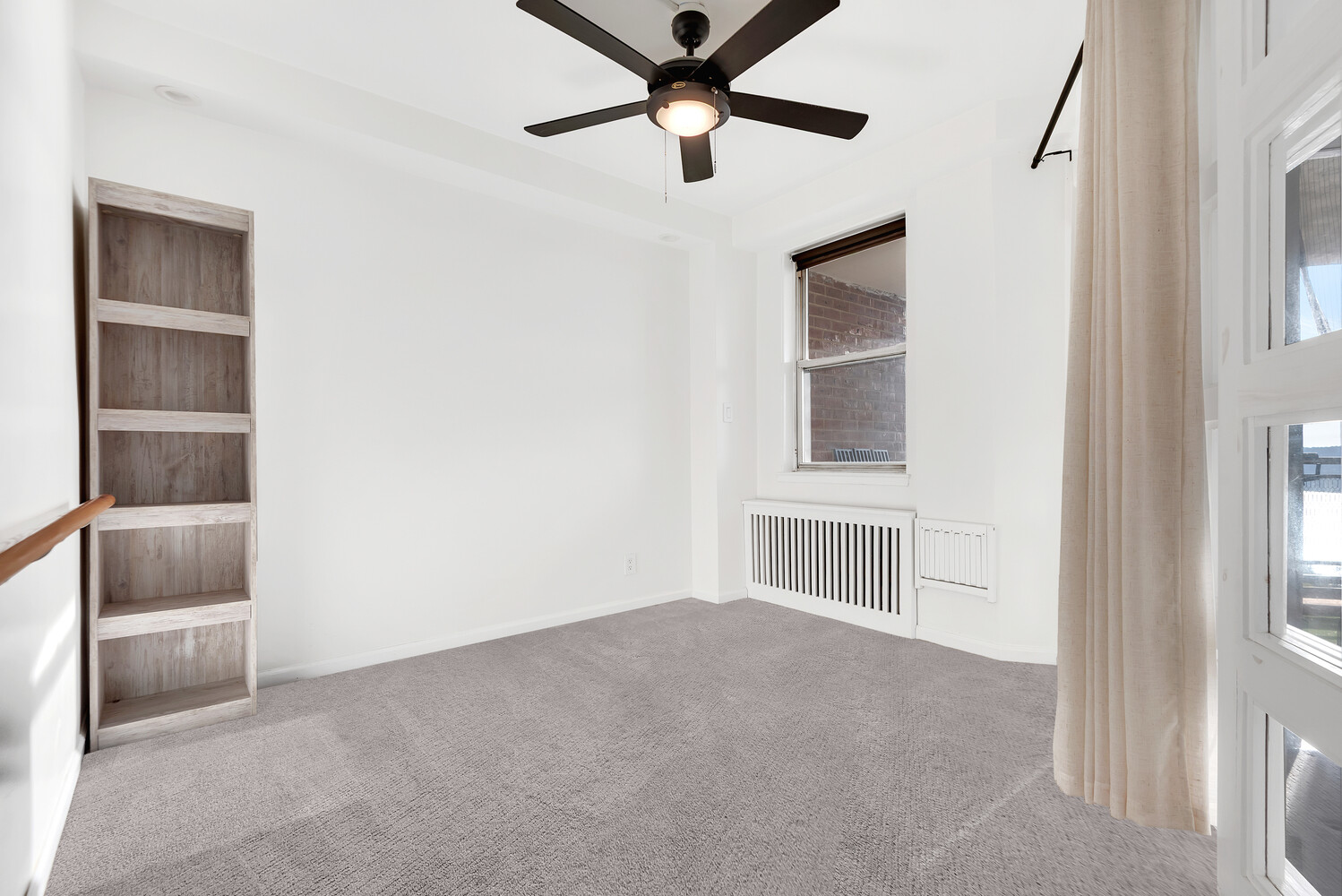 5700 Arlington Avenue 22r Property Photo 2